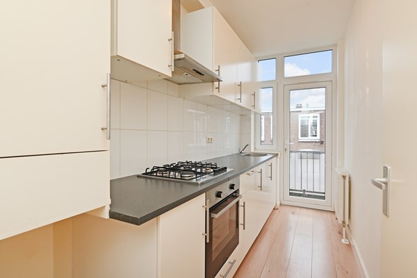 Medium property photo - Pasteurstraat 124, 2522 RN Den Haag